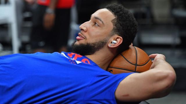 1636729765218083108.jpg GettyImages-1233543864-e1635889054927.jpg